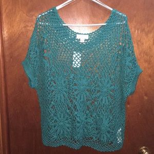 Crochet type short sleeve sweater top